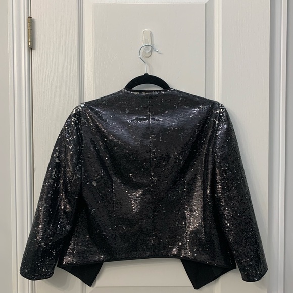 DYNAMITE | Cropped Sequin Blazer - Picture 2 of 6